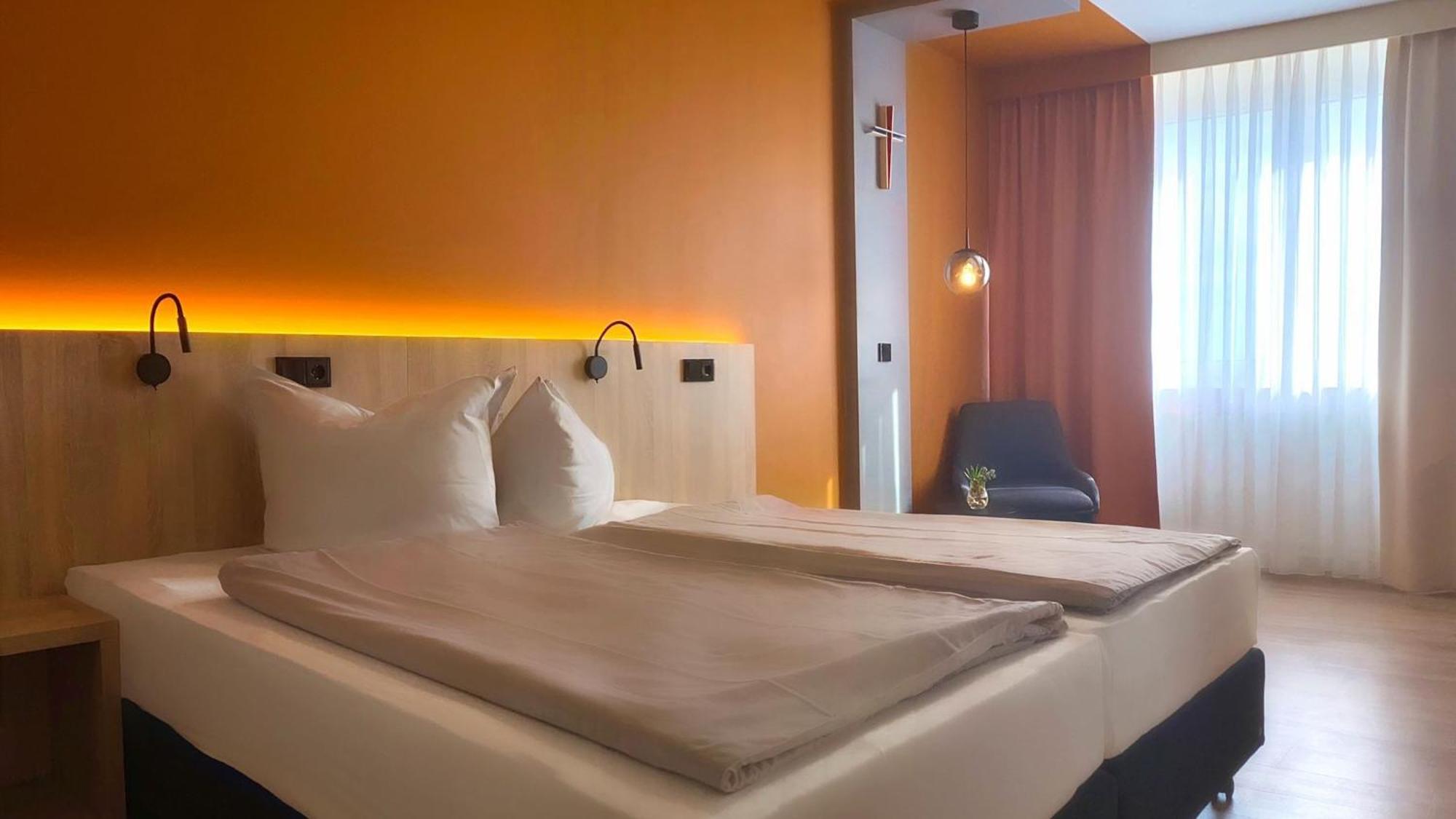 Heinrich Pesch Hotel لودويغشافن ام ري المظهر الخارجي الصورة